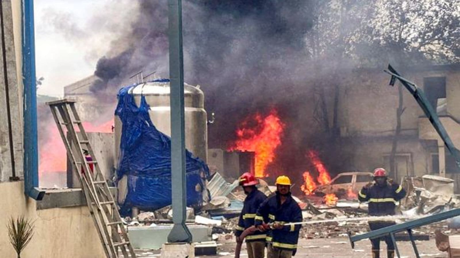 Major blast at Telangana chemical factory, at least 2 dead, several still trapped