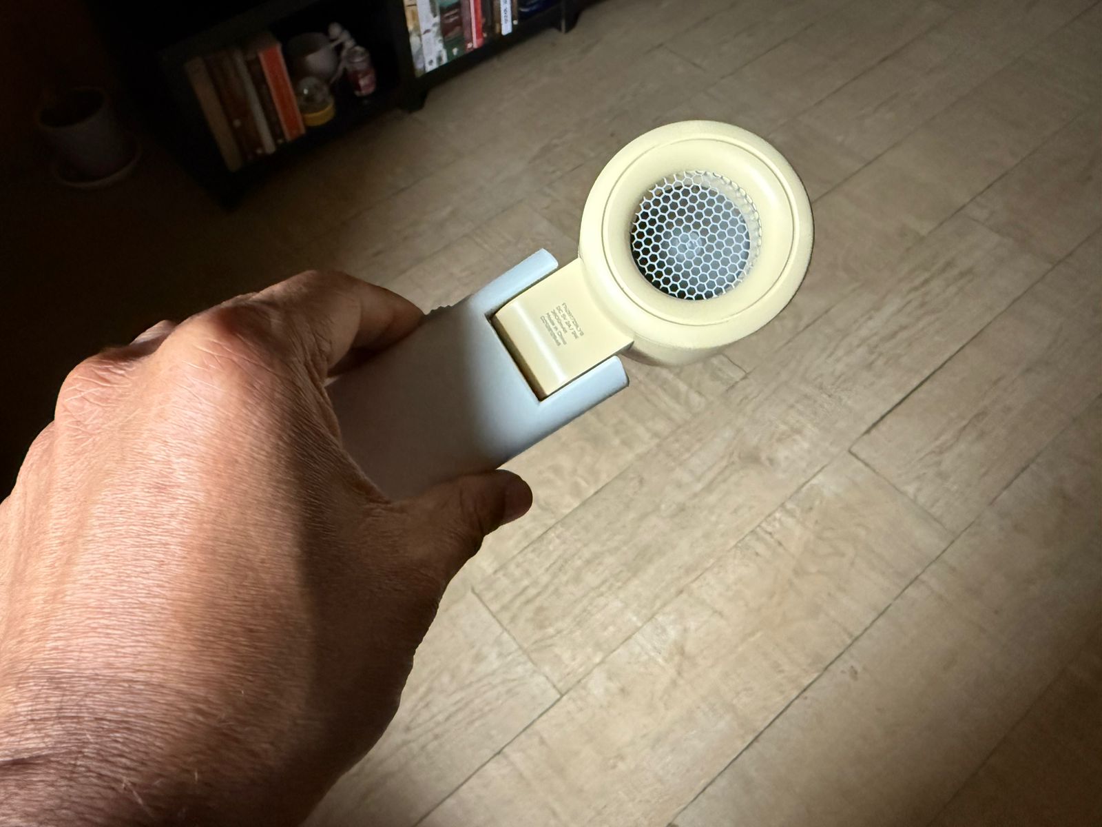 The 3600 mAh battery can last you an entire working day.