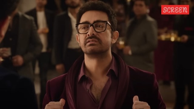 رفض عامر خان دعوة من العالم السفلي لحضور حزب دبي في أواخر التسعينيات.