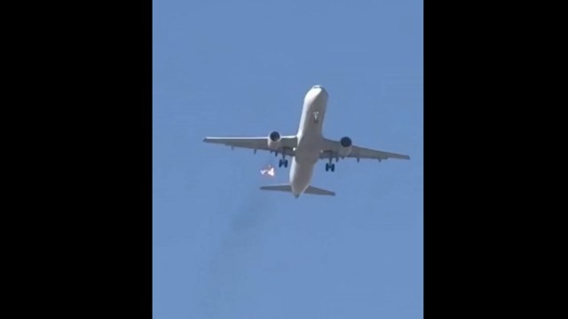 american airlines flight engine, las vegas airport