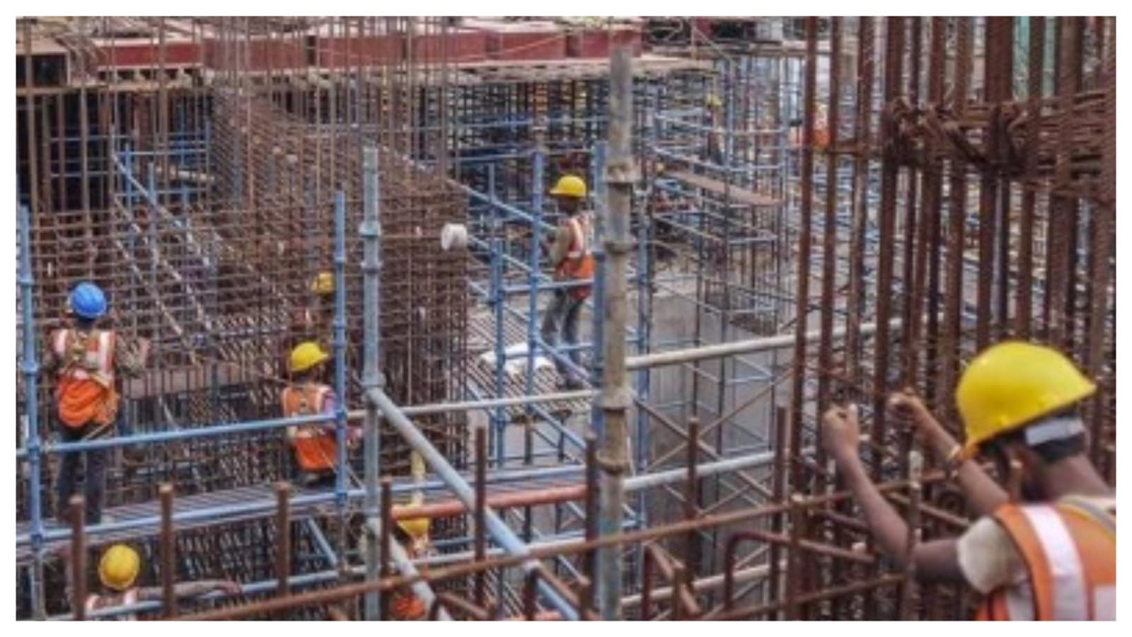 2 labourers killed as wall collapses at construction site in Gurgaon