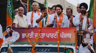 Sunil Jakhar Anurag Thakur Jiwan Gupta BJP Ludhiana West