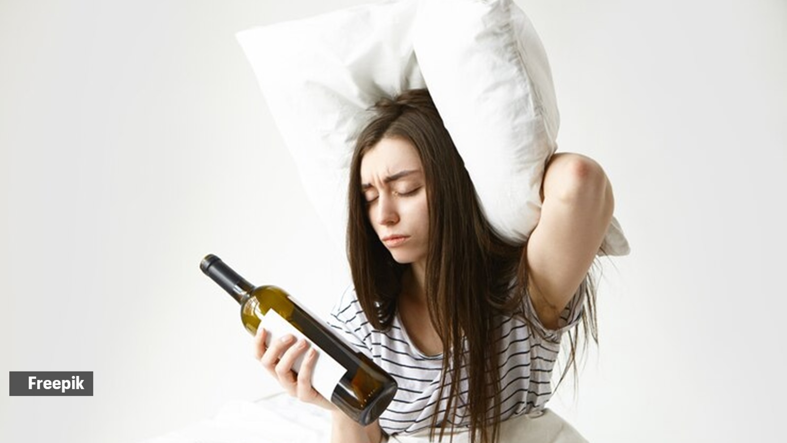 Nutritionist Links Alcohol Headaches to Gut Acidity
