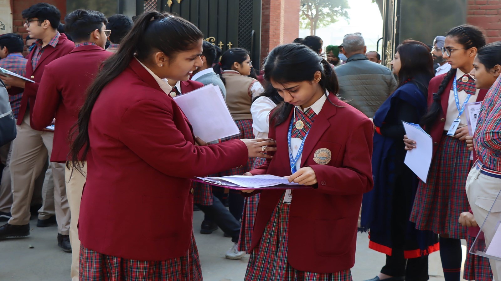 Himachal to introduce CBSE curriculum in 100 govt schools from next session Himachal to introduce CBSE curriculum in 100 govt schools from next session