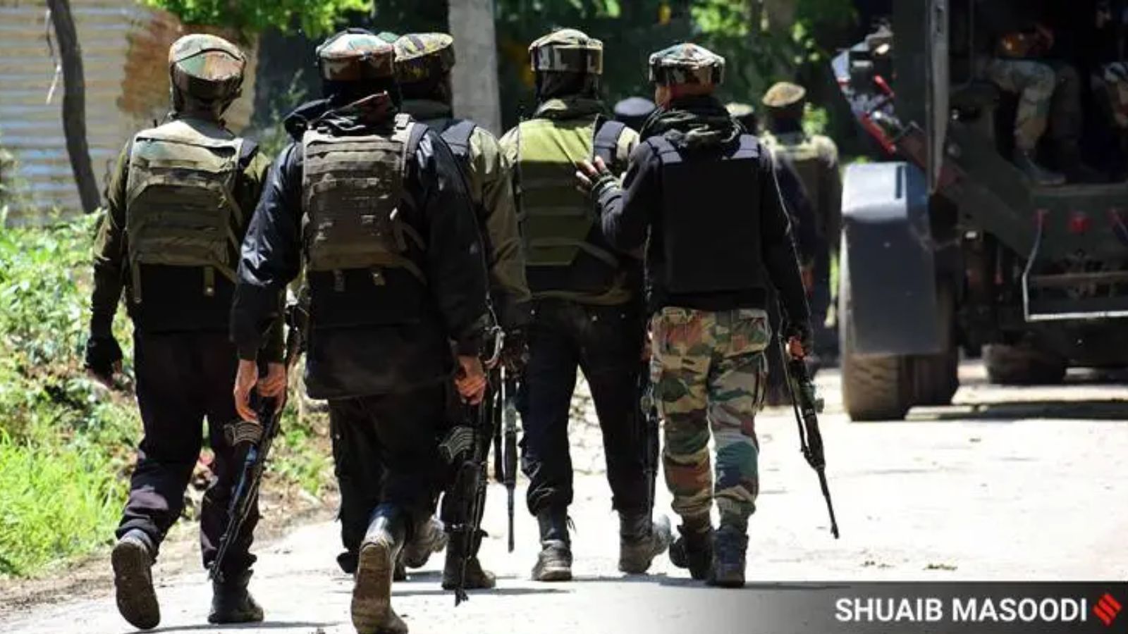 Police Conduct Searches in Srinagar to Combat Terrorism