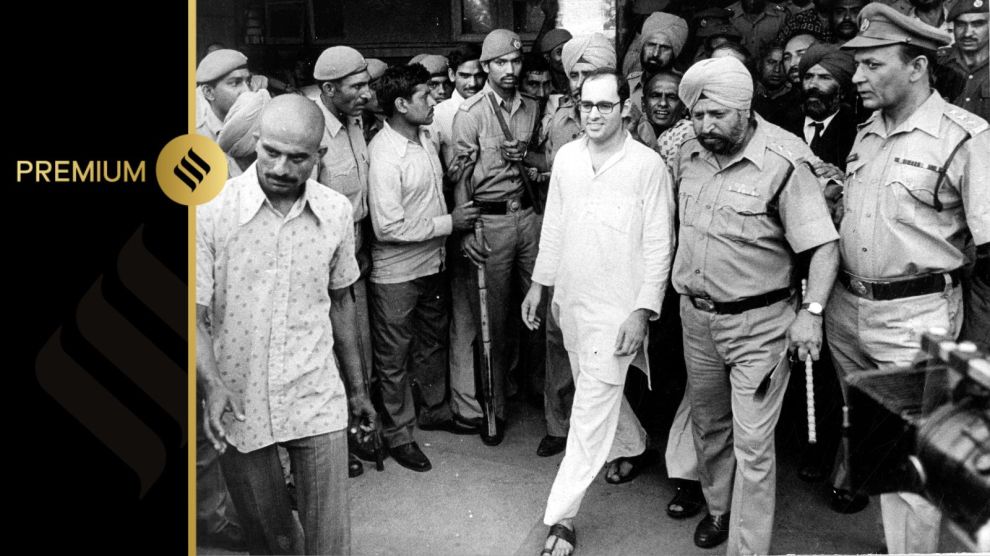 Political leader Sanjay Gandhi being taken away by Police at New Courts in Delhi in 1978. Express archive photo