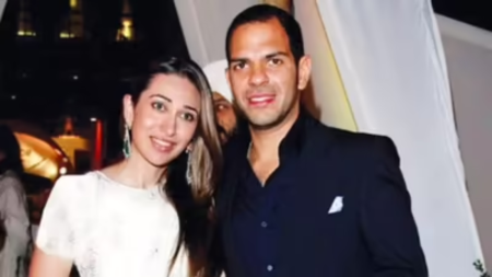 Actress Karisma Kapur with her ex-husband Sunjay Kapur (File photo)