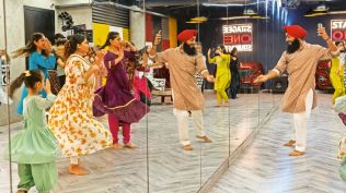 Kathak dancer, Kathak dancer rewriting tradition, Taranjot Singh, Taranjot Singh rewriting Kathak tradition, delhi news, India news, Indian express, current affairs