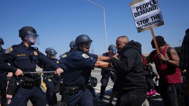 Mayor announces curfew for downtown LA, Guv Newsom says ‘democracy under assault’ over Trump’s military deployment Mayor announces curfew for downtown LA, Guv Newsom says ‘democracy under assault’ over Trump’s military deployment