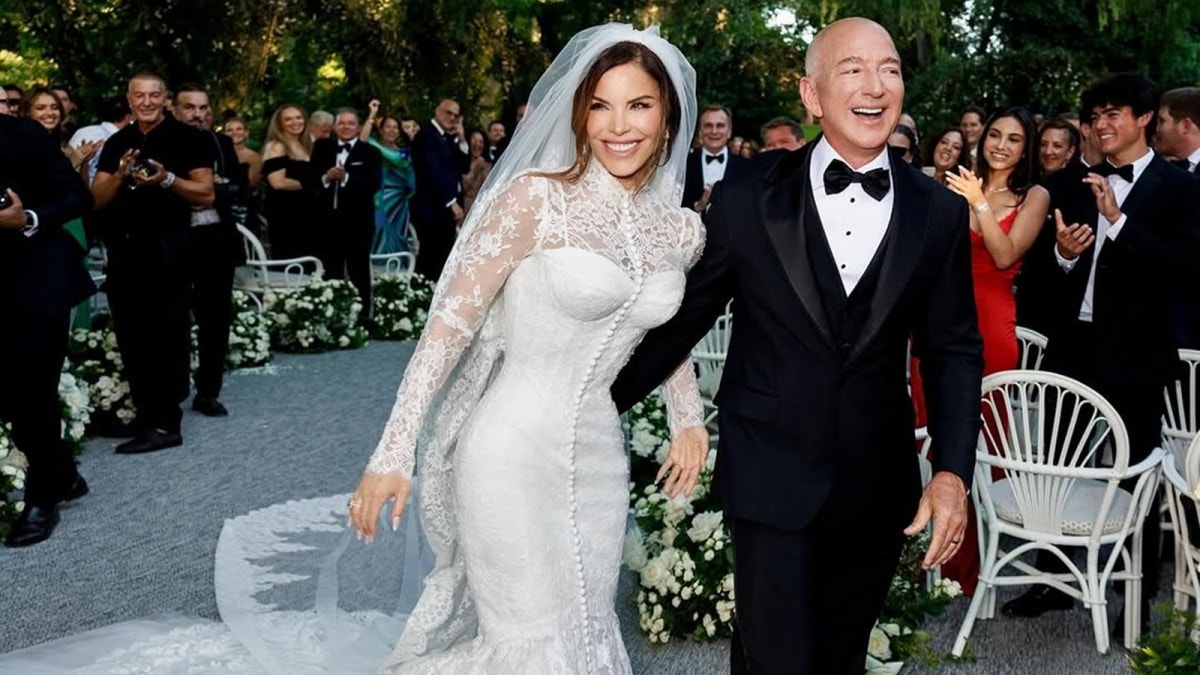 Lauren Sanchez Bezos chose Dolce & Gabbana for private Italian wedding Lauren Sanchez Bezos chose Dolce & Gabbana for private Italian wedding