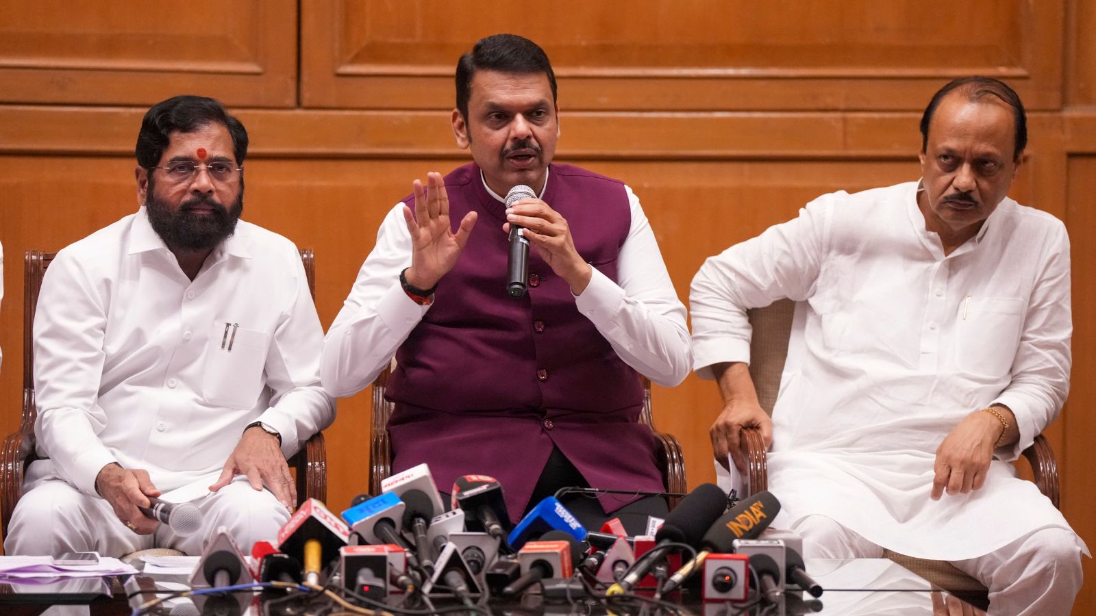 Maharashtra Proposes Extra Funds; Opposition Raises Concerns