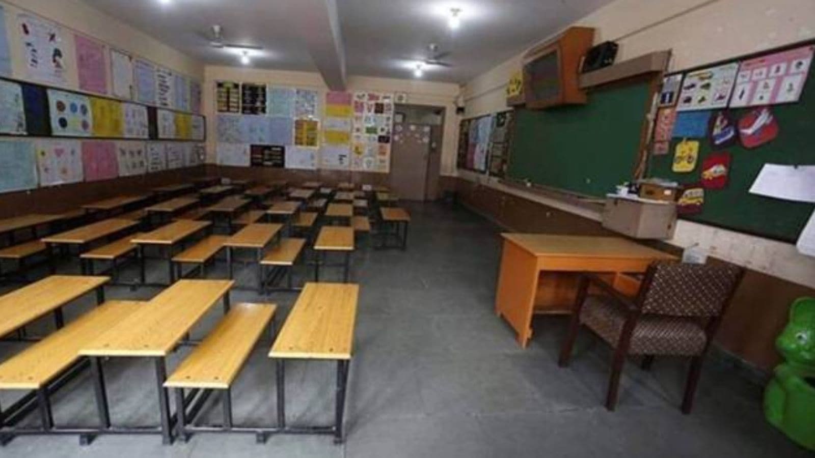 UP govt starts work on composite schools equipped with smart classrooms and WiFi in 39 districts