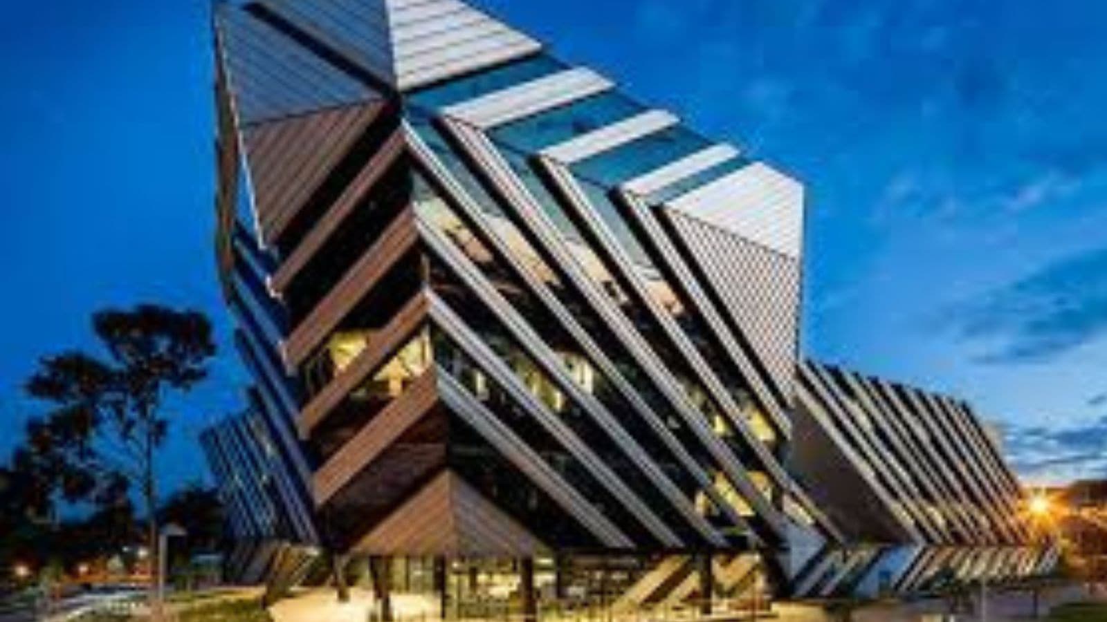 Monash University offers merit-based international leadership scholarship; check here Monash University offers merit-based international leadership scholarship; check here