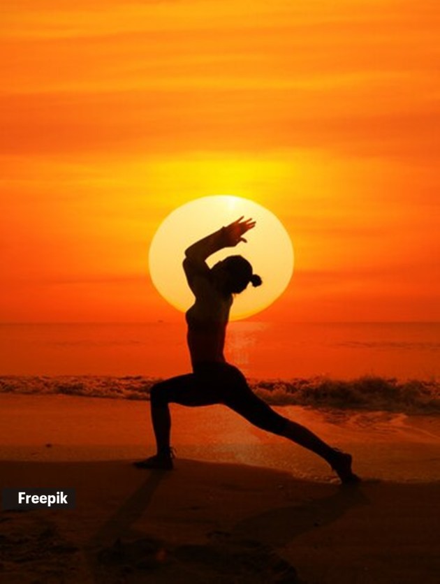 He also explained why meditation isn’t about controlling or emptying the mind, but about gently easing into awareness. “Meditation is not an exercise to focus or control your mind. Most people think meditation is concentration, and so they try to control the mind. But concentration is a byproduct of meditation,” he clarified.