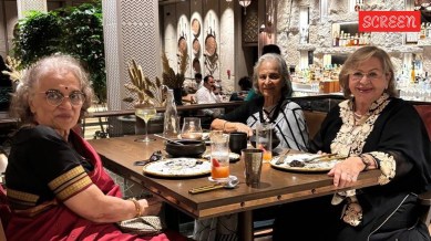 Asha Parekh on dinner date with Waheeda Rehman and Helen (Photo: Instagram/AshaParekh)