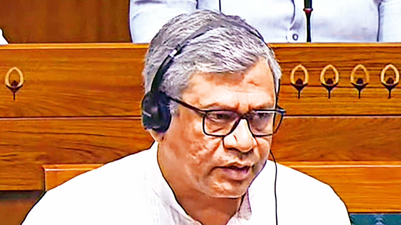 Railways Receive Thousands of Food Quality Complaints
