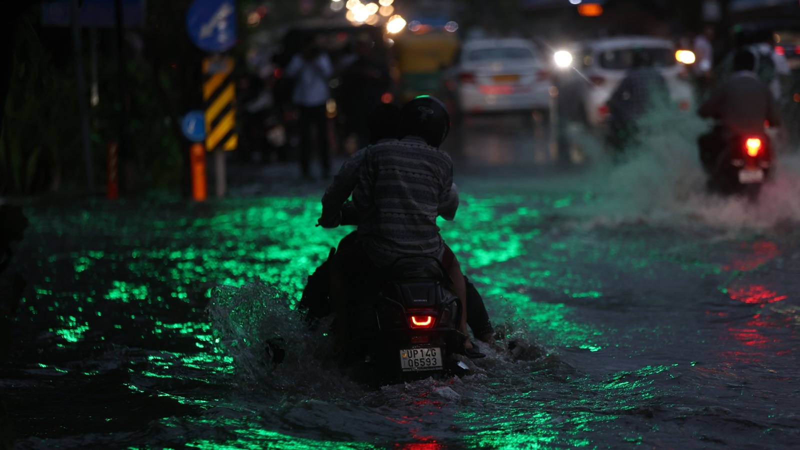 Rain lashes Delhi-NCR, showers likely today