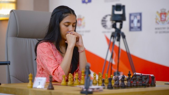  FIDE/Andrei Anosov)