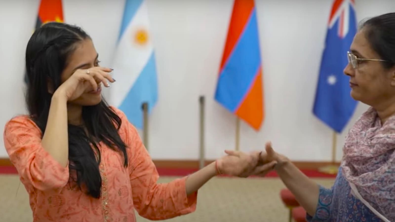 Divya Deshmukh reacts as she embraces her mother after becoming the FIDE Women's World Champion by defeating Koneru Humpy in Batumi. (PHOTO: Screengrab via FIDE YouTube)