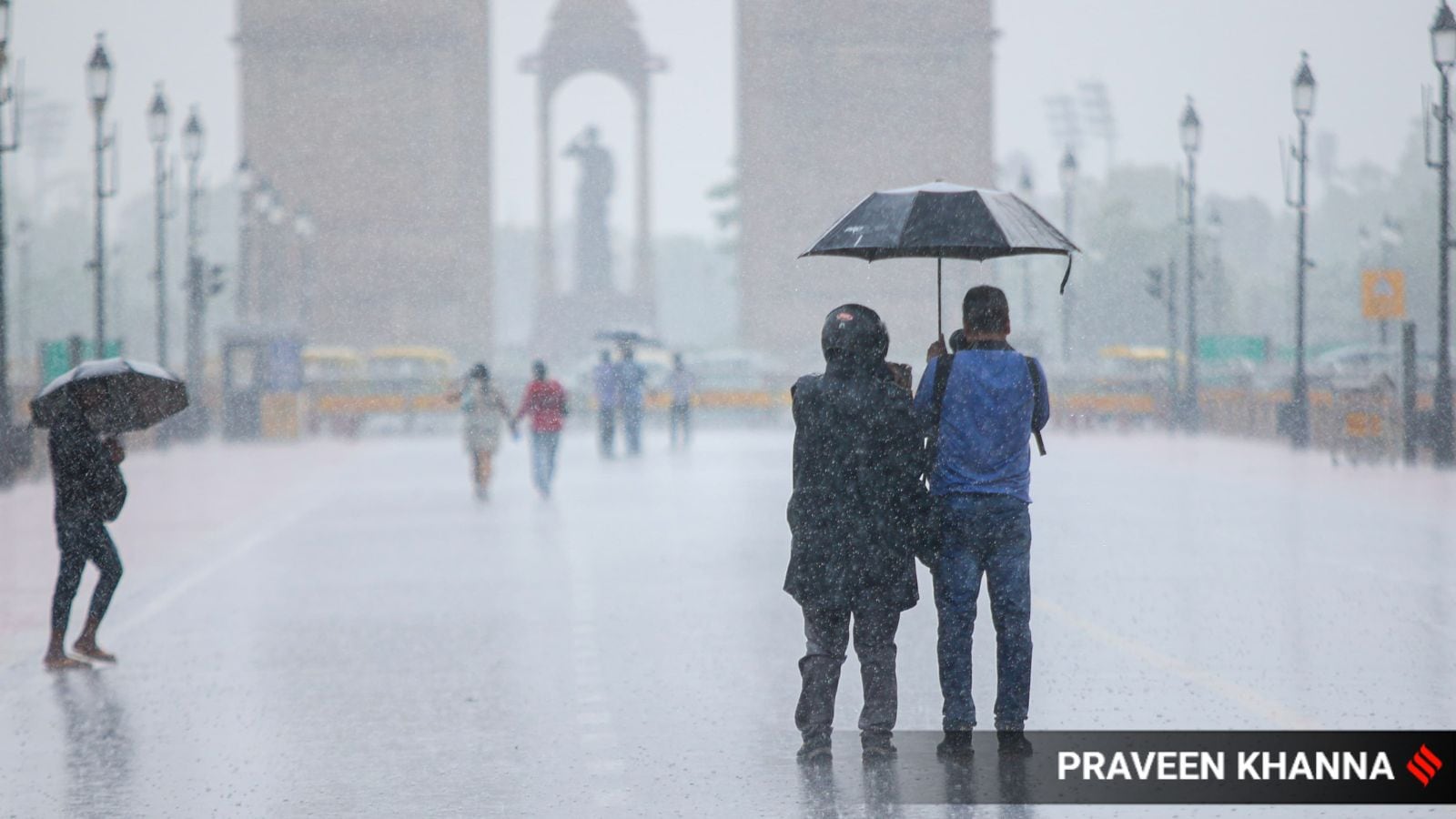 Delhi-NCR hit by heavy rain, IMD issues red alert