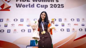 Divya deshmukh profile