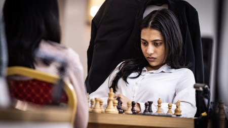 Divya Deshmukh in action against Tan Zhongyi during FIDE World Cup semifinal. (FIDE/Anna Shtourman)