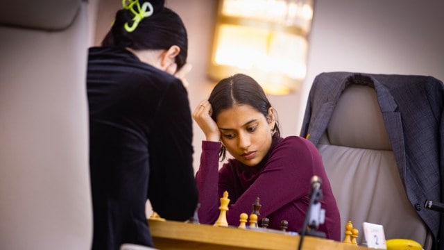  Anna Shtourman via FIDE)