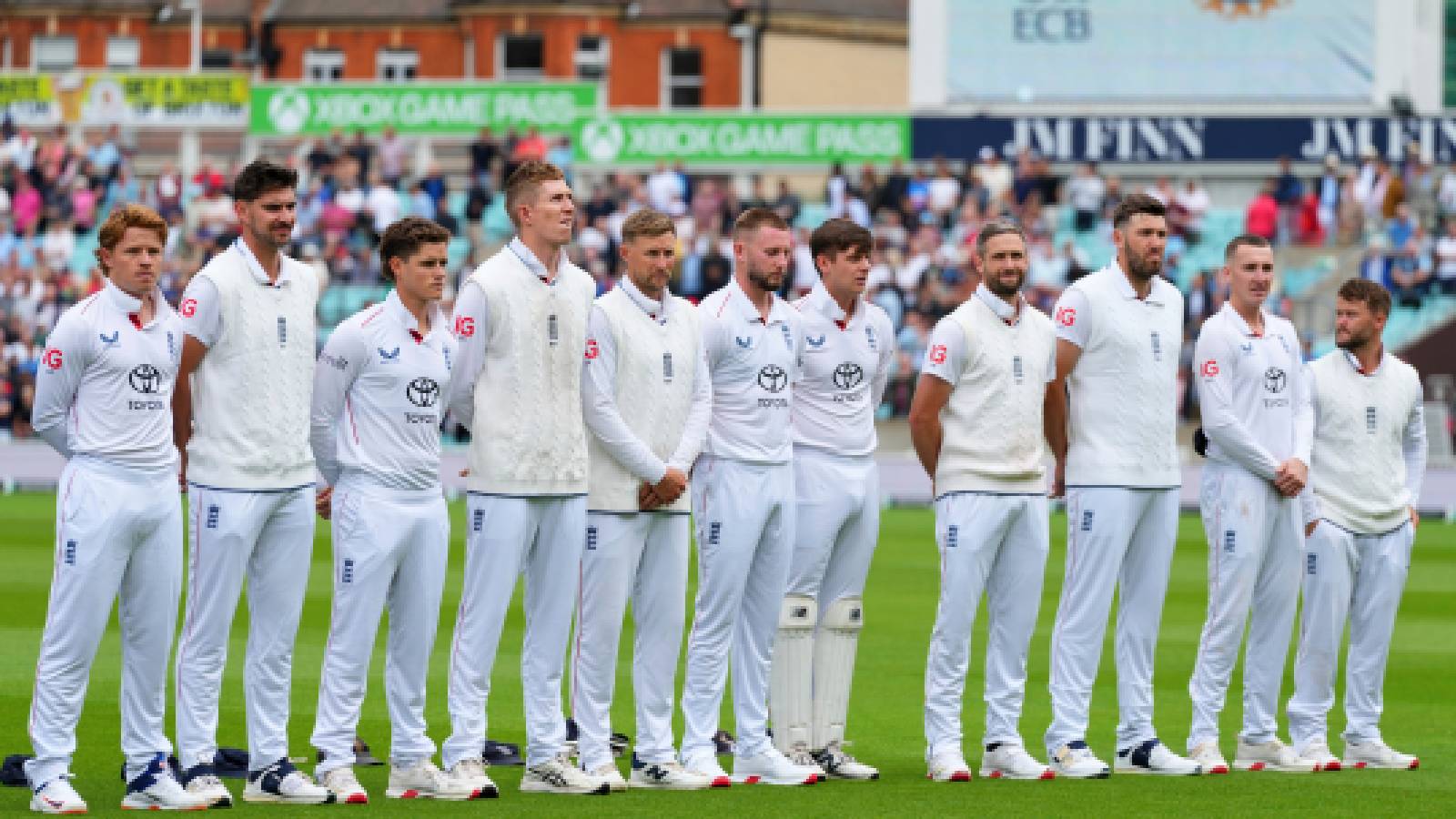 Geoffrey Boycott: ‘England’s bowling attack for Oval Test does not look threatening’