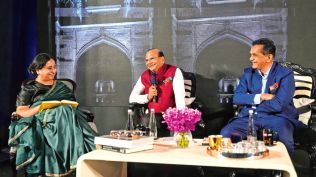 V K Saxena Express Expresso, Vinai Kumar Saxena Express Expresso, V K Saxena, Vinai Kumar Saxena, MCD licence, Municipal Corporation of Delhi (MCD), Indian express news, current affairs