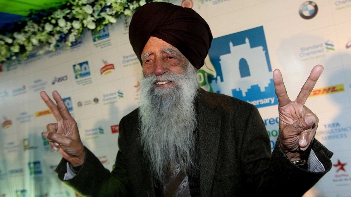 Veteran marathon runner Fauja Singh died on Monday after being hit by a car