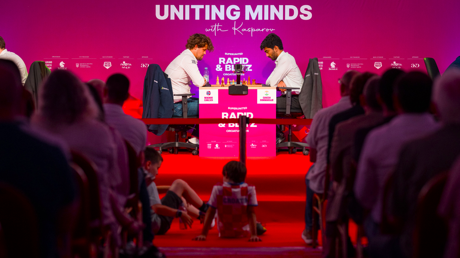 Magnus Carlsen leads; Garry Kasparov says Gukesh played some terrible games today