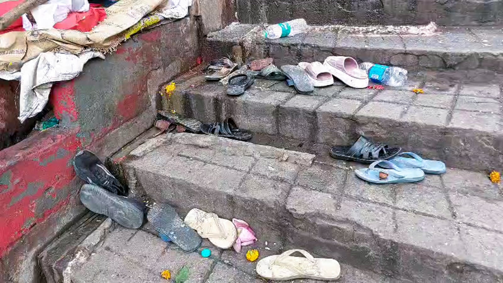 Stampede at Mansa Devi temple