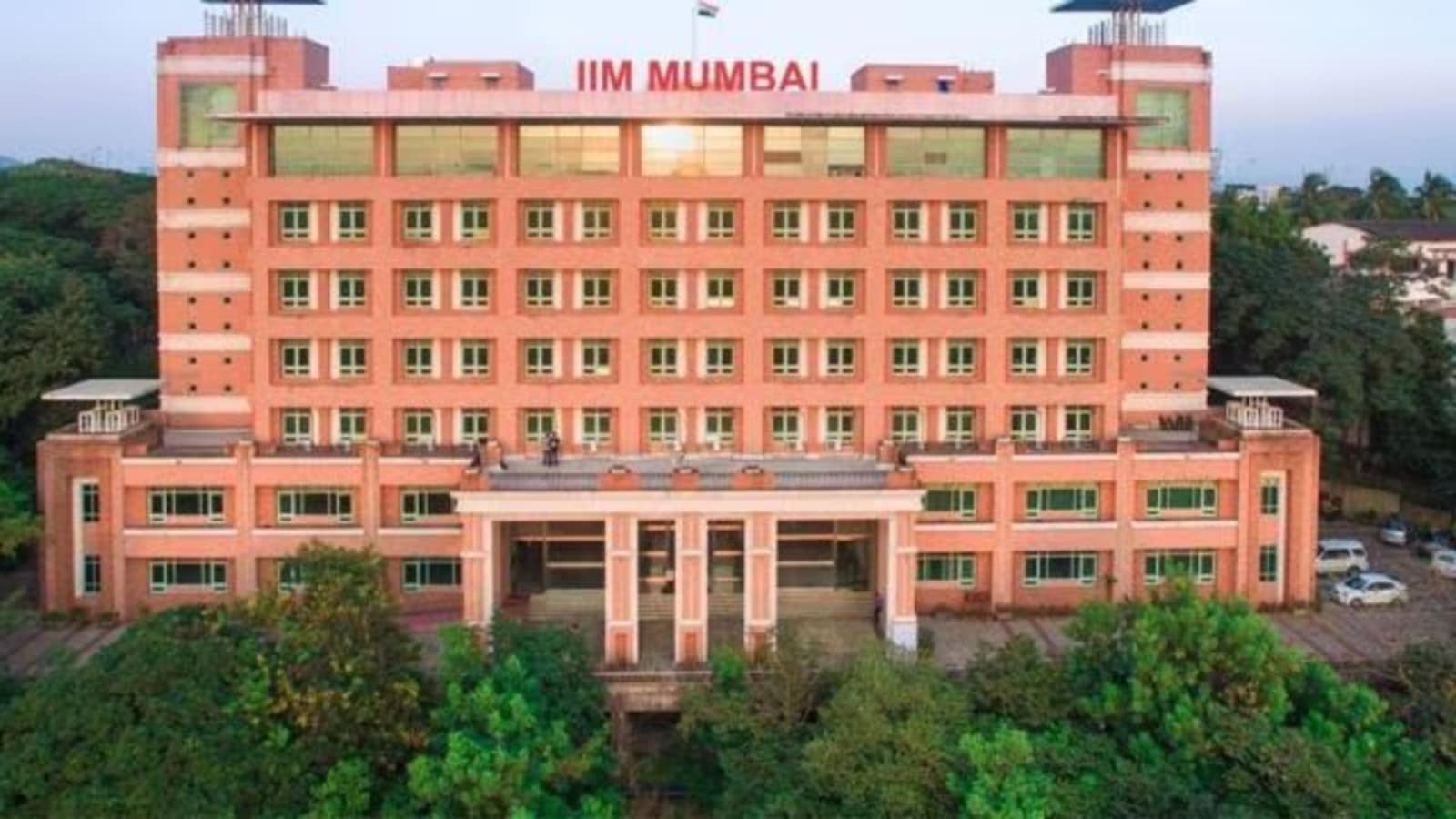 IIM Mumbai proposes satellite campus