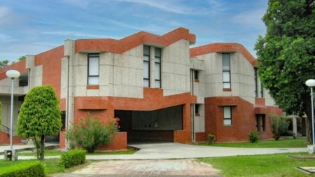 IIT Kanpur