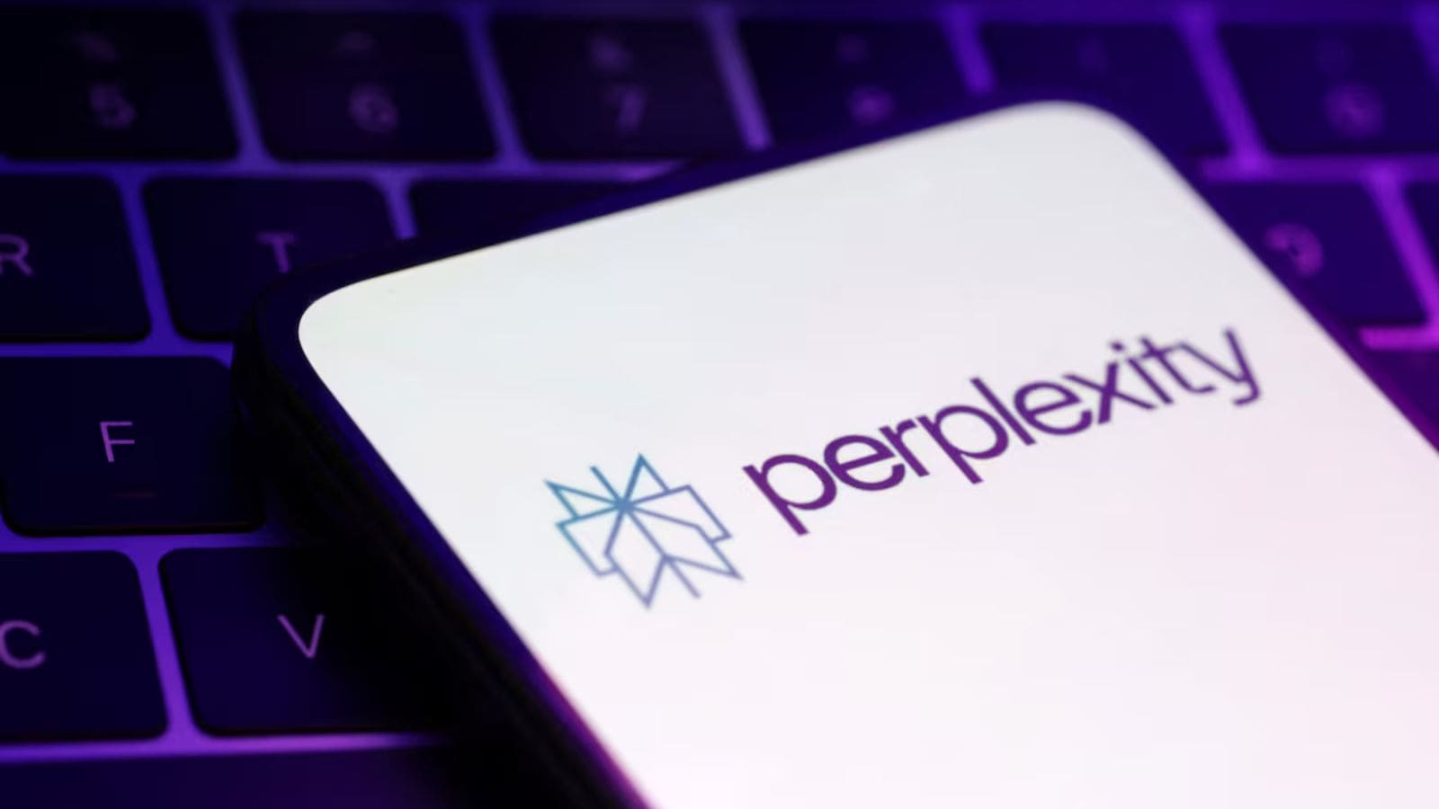 Perplexity in talks with phone makers to pre-install Comet AI mobile browser on devices