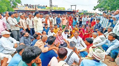 Rajasthan school roof collapse, school roof collapse, school roof collapse deaths, Rajasthan hospital panic, S.R.G. Government Hospital, Indian express news, current affairs