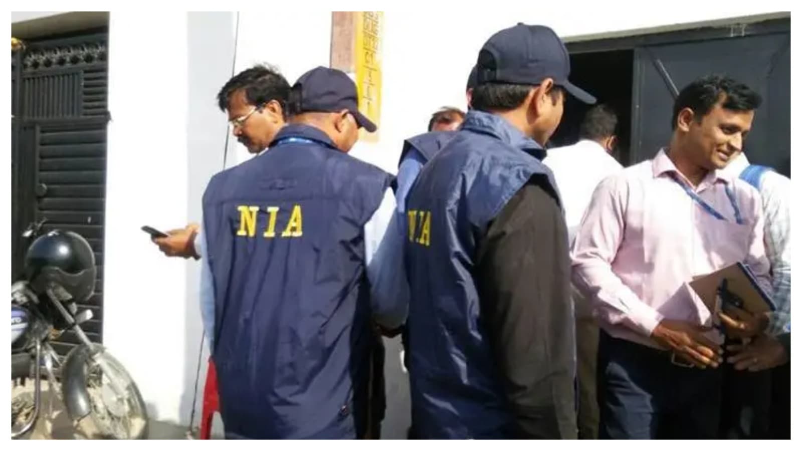 NIA arrests key accused in Praveen Nettaru murder case on his arrival from Qatar