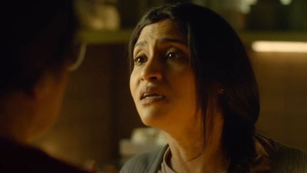 Konkona Sen Sharma and Neena Gupta in Metro In Dino.