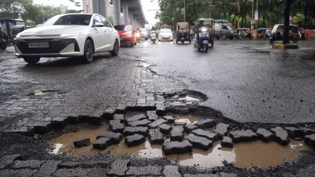 Bengaluru potholes (Express Archive/Amit Chakravarty)