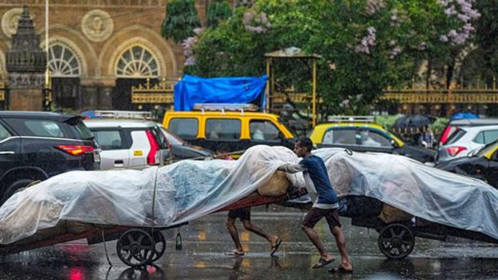 Mumbai rain: BMC issues high tide alert for 4 days from today, city under orange alert