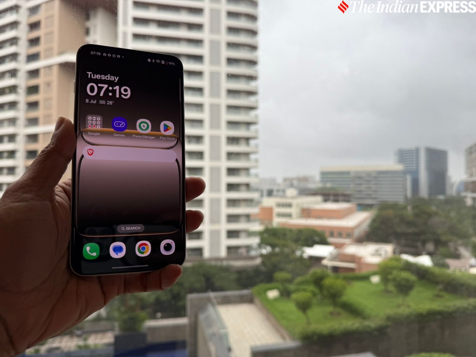 The OnePlus Nord 5 runs on OxygenOS 15 out of the box.