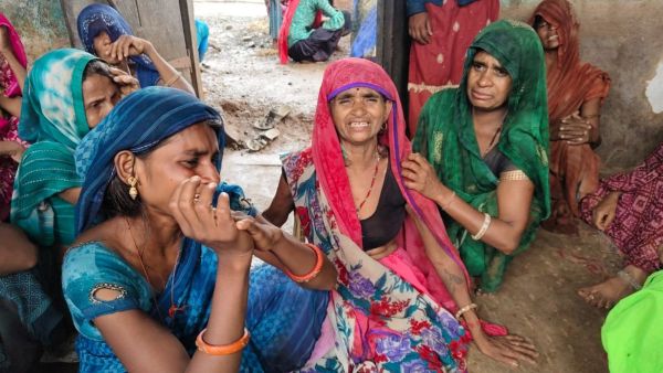 Colapso del techo de la escuela Rajasthan, colapso del techo de la escuela, muertes por colapso del techo de la escuela, Rajasthan Hospital Panic, SRG Gobierno Hospital, Indian Express News, Asuntos actuales
