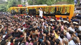 Thousands take part in the final journey of former Kerala CM