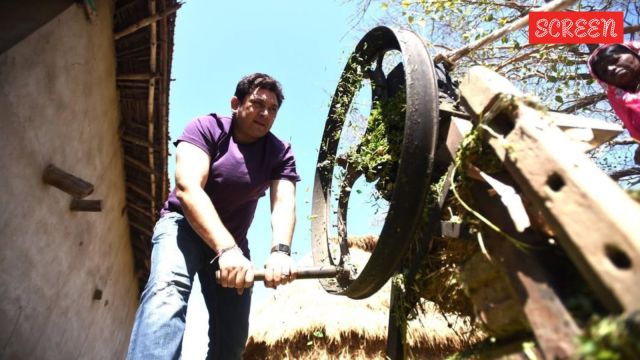 Rajesh Kumar quit acting to take up farming. (Photo: Rajesh Kumar/Instagram)