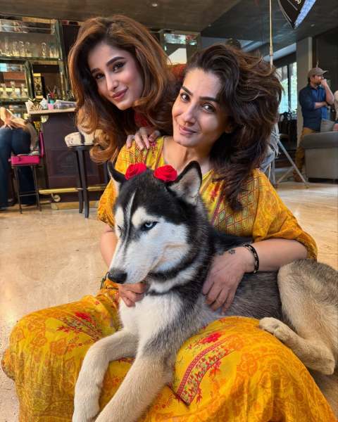 Inside Raveena Tandon's house. (Photo: Raveena Tandon/Rasha Thadani/Instagram)