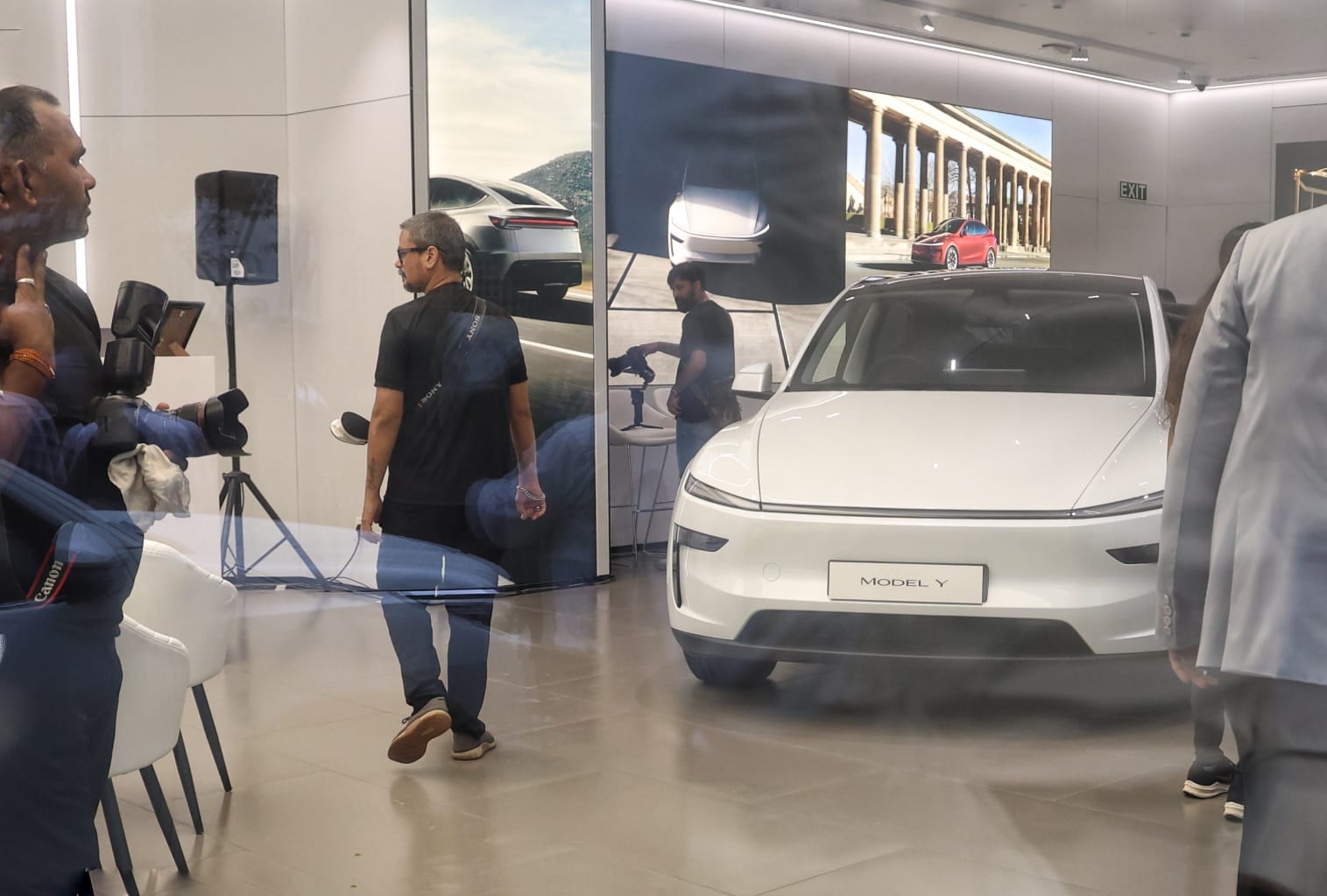 The Tesla Model Y is a luxury SUV with a range of up to 622 kms.