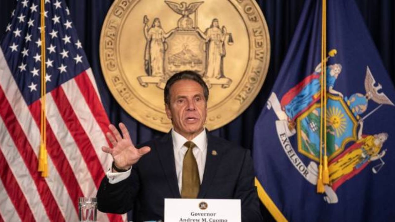 Cuomo staying in NYC mayor’s race as independent after losing ...