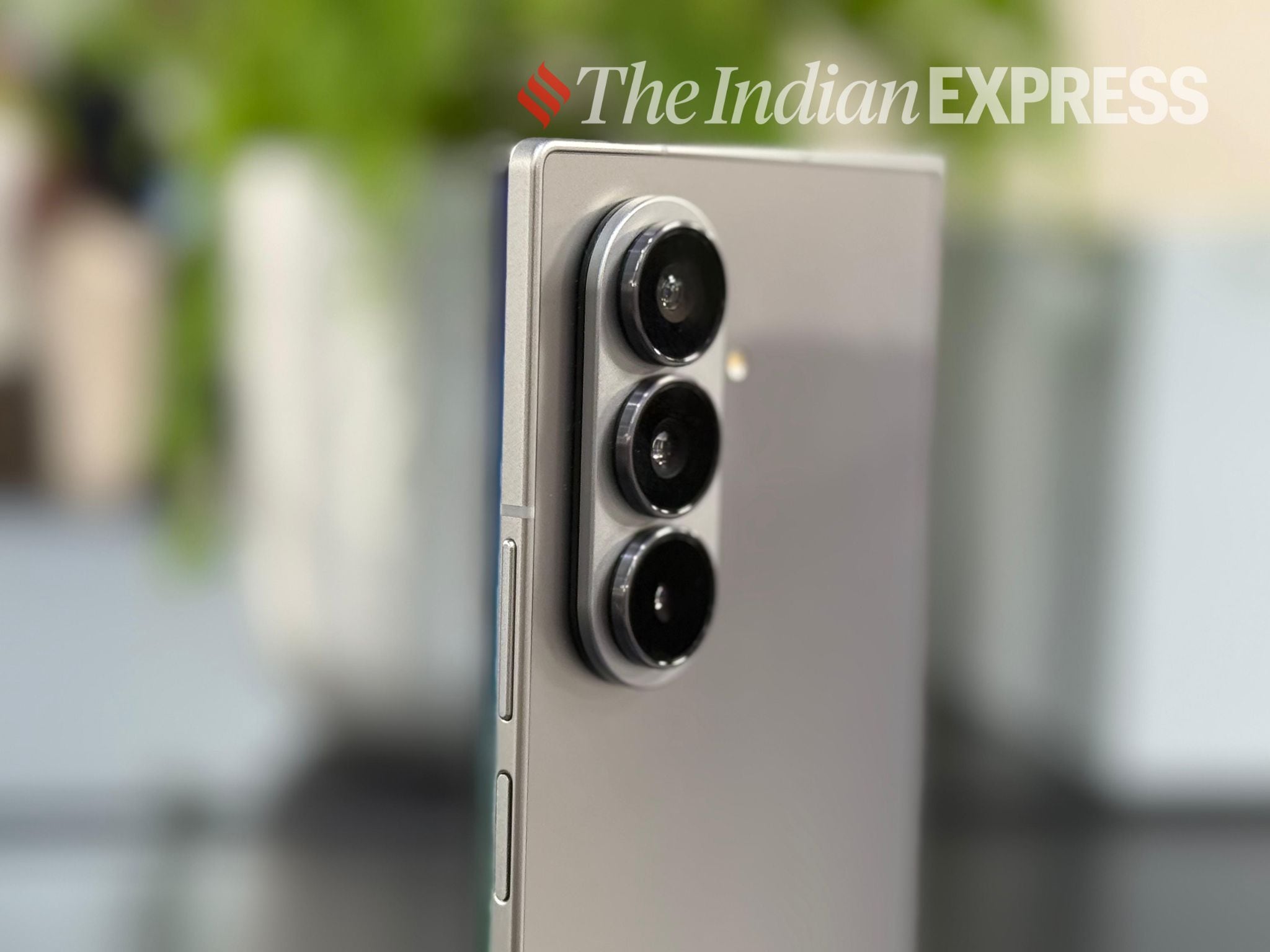  Samsung Galaxy Z Fold 7