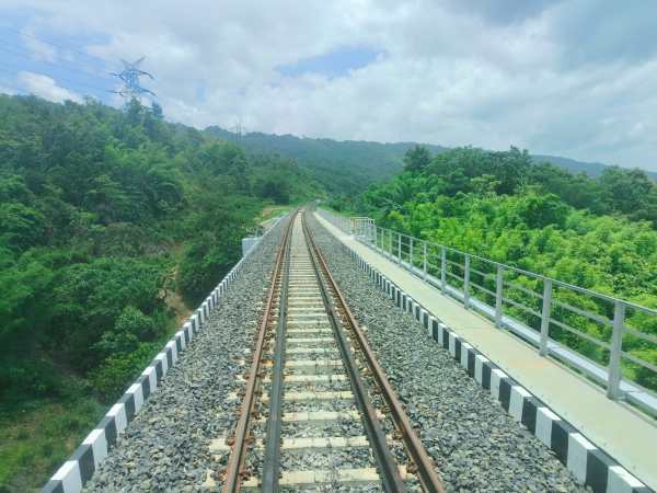Bairabi-sairang line passing through the lushai hills