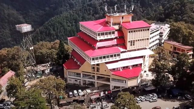 A detailed study by a student at Himachal Pradesh University (HPU) in Shimla has drawn urgent attention to the overlooked plight of migrant workers during disasters. (Photo: Himachal Pradesh University website)